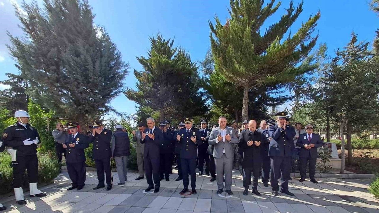 Kilis’te Polis Teşkilatı’nın 180’inci yılında şehitler anıldı