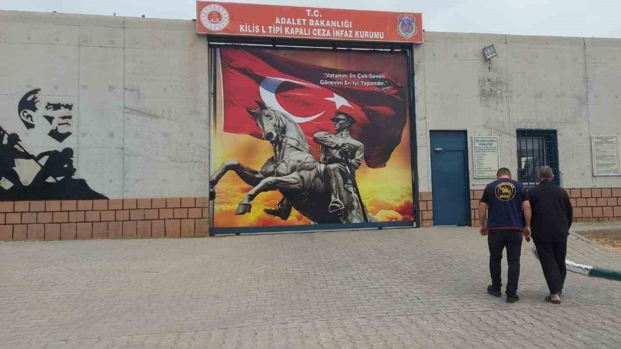 Kilis’te vergi suçundan aranan şahıs yakalandı