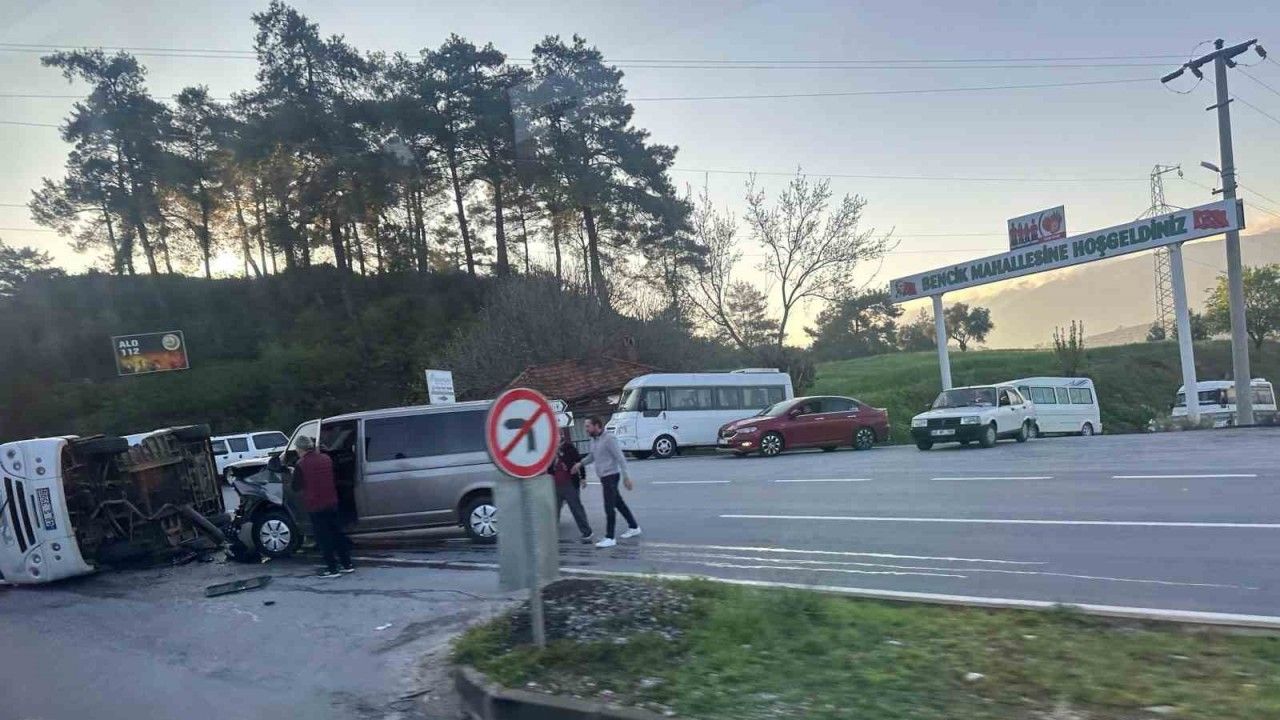 Yatağan’da işçi servisi kaza yaptı: 6 yaralı