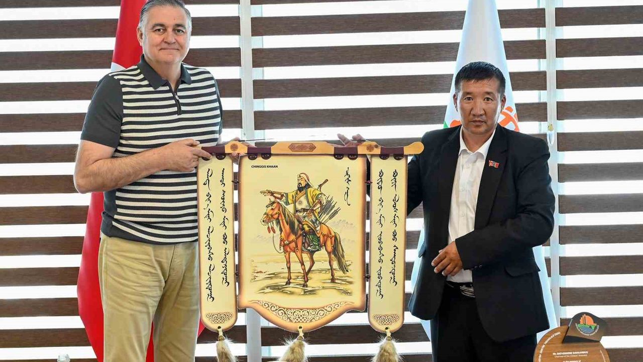 Antalya OSB’de Moğolistan ile ticaret köprüsü genişliyor