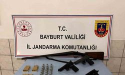 Bayburt’ta silah ve mühimmat kaçakçılığı operasyonu