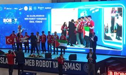 Kütahyalı öğrenci robot yarışmasında dünya şampiyonu oldu