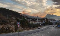 Mersin Bozyazı’da orman yangını büyümeden söndürüldü