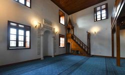 Ankara’da ahşap serenli minaresiyle dikkat çeken Hamidiye Camii aslına uygun olarak yeniden inşa edildi