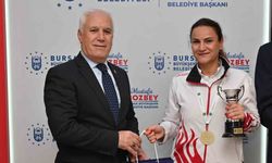 Başkan Bozbey, dünya şampiyonu Dilek Yavaş’ı ağırladı