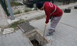 Edremit Belediyesi yağışlara karşı önlem alıyor