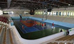 Emektar spor salonu kapılarını kapattı