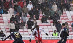 Trendyol Süper Lig: NG Sivasspor: 0 - Kasımpaşa: 0 (İlk yarı)