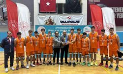 Afyonkarahisar’da genç erkekler basketbol müsabakaları sona erdi