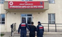 Afyonkarahisar’da haklarında kesinleşmiş hapis cezası bulunan 3 kaçak ilçelerde yakalandı