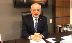 CHP’li Ali Fazıl Kasap, Saadet Partisi’nden istifa ederek yeniden partisine döndü