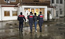 Düzensiz göçmenlerle yakalanan organizatör tutuklandı