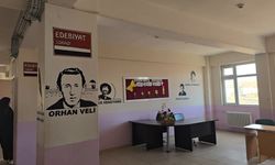 Elazığ’da öğrenciler okul duvarlarını süsledi