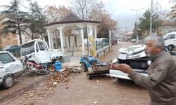 Isparta’da freni boşalan kamyon ortalığı savaş alanına çevirdi