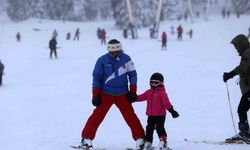 Yılbaşı öncesi Uludağ’da pistler doldu taştı