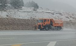 Yeni Konya Antalya Kara yolunda kar yağışı