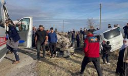 Van’da zincirleme trafik kazası: 5 yaralı