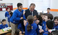 Kırklareli'de Başkan Bulut'tan minik öğrencilere yerel yönetim dersi