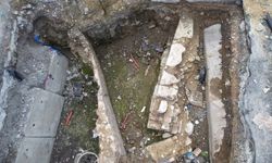 Eminönü’nde İBB’nin 6 yıldır bitmeyen yol çalışması çileye dönüştü