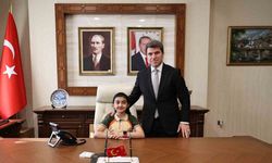 Halk gününde istemişti, Amasyalı Afra vali koltuğunda