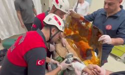 Koluna saplanan demir şişle ameliyata alındı