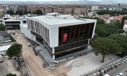 Manisa’daki 86 yıllık halk kütüphanesi yeni binasına taşınıyor