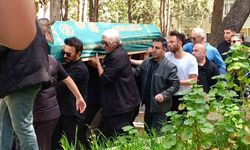 Tarkan annesine gözyaşları içinde veda etti