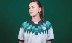 Bursaspor’un yeni sezon taraftar formaları ilgi görüyor