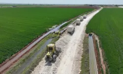 Büyükşehir, karayolları standartlarında yol yapıyor