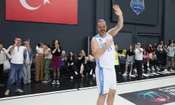 Oğuz Savaş, kariyerini Çayırova formasıyla noktaladı