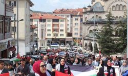 Akdağmadeni’nde Filistin’e destek yürüyüşü düzenlendi