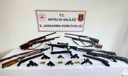 Alanya’da silah kaçakçılarına eş zamanlı operasyon