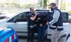 Baba kollarını tutup 16 yaşındaki oğluna öldürtmüş