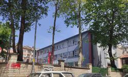Bakırköy’de okul tuvaletinde çıkan yangın paniğe neden oldu