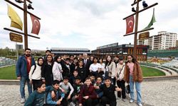 Başkan Tahmazoğlu, Geleneksel Sporlar Merkezi’nde gençlerle buluştu
