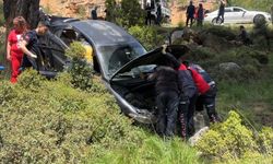 Burdur’da kamyonet ile otomobil çarpıştı: 3 yaralı