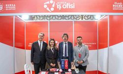 Bursa Büyükşehir, kariyer yolculuğunda gençlerin yanında