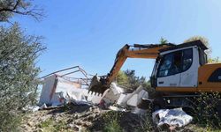 Bursa’da 25 kaçak yapı yıkıldı