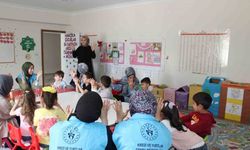 Gönüllü öğrencilerden ’Hayata Renk Kat’ projesi