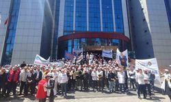 HAK-İŞ Konfederasyonu Genel Başkanı Arslan’dan greve katılan işçilere destek ziyareti