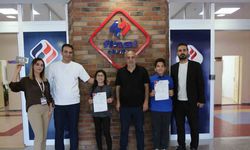 İlkokul ve ortaokul öğrencilerinden Robotex International Festivalinde büyük başarı