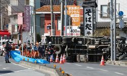 Japonya’da kamyonetiyle çukura düşen sürücünün cansız bedenine 3 ay sonra ulaşıldı