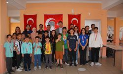 Köyceğiz’de Mavi Yeşil Okullar Projesi Satranç Turnuvası tamamlandı