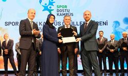Manisa CBÜ’ye "Spor Dostu Kampüs" ödülü