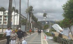 Marmaris’te rüzgar şiddetini artırdı