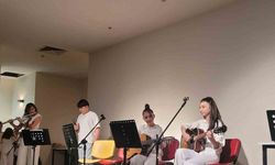 Mesir Ortaokulu öğrencilerinden unutulmaz müzik şöleni