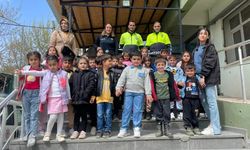 Minik öğrencilerden anlamlı ziyaret