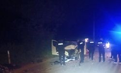 Sakarya’da otomobilin çarptığı motosiklet paramparça oldu: Motokurye hayatını kaybetti