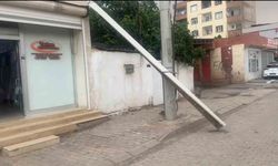 Şanlıurfa’da fırtına sürücülere zor anlar yaşattı