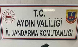 Şüphe üzerine durduruldu, tabanca ele geçirildi